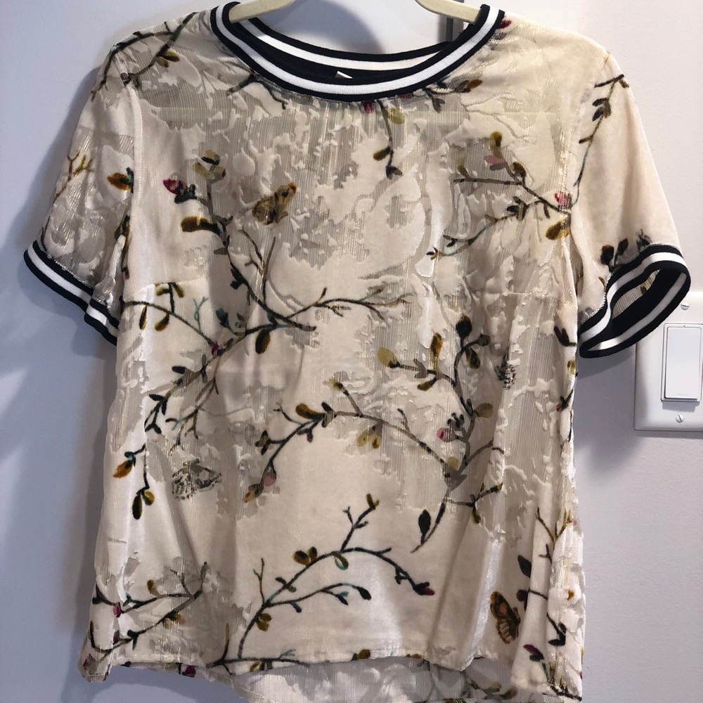 Beautiful fall top, And New Day, Size Small